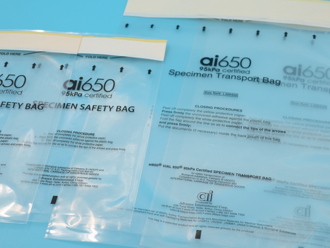 3 couches / 2 couches de laboratoire écologique Biohazard échantillon médical Kangaroo transport collection sac 95kpa