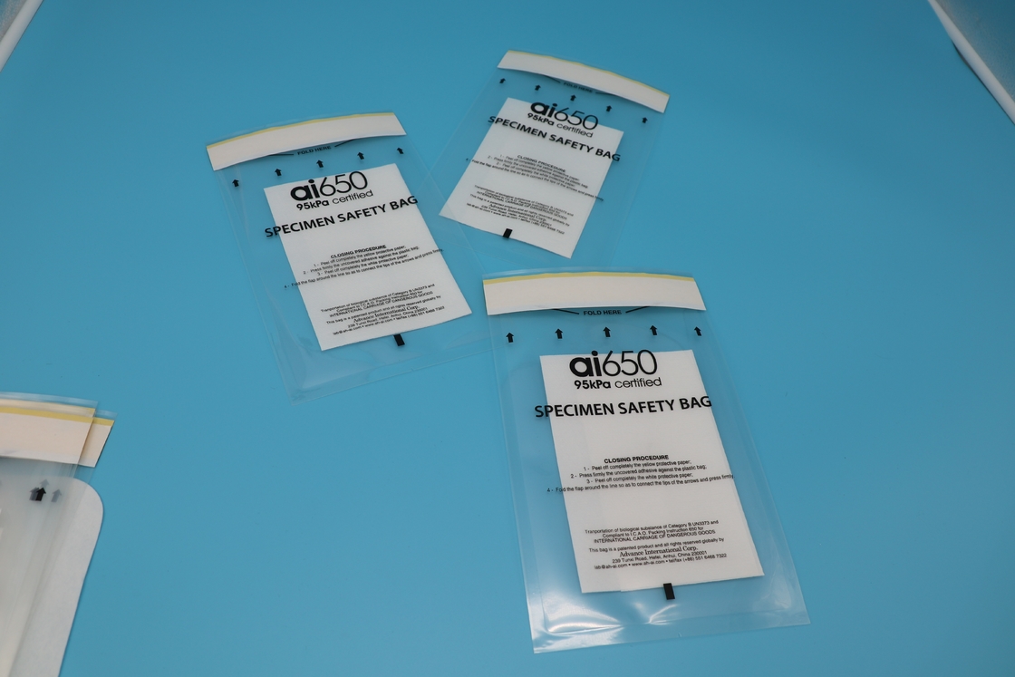 Transport de sacs de transport de spécimens de sécurité de 300 mm x 420 mm 95 KPa pour des besoins médicaux ou cliniques