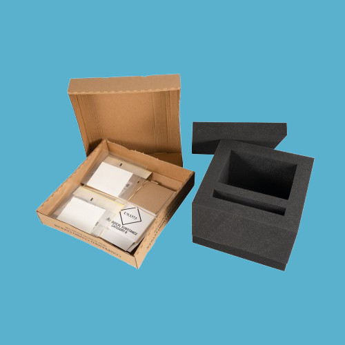 Une boîte de rangement en PU en mousse noire est essentielle pour la livraison sans défaut de sacs biohazard de 95kpa.