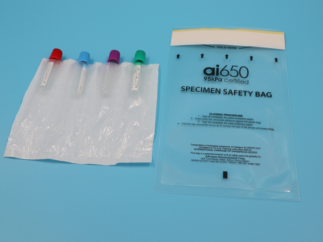 Sacs à échantillons médicaux à usage unique à 4 couches 95kpa fermeture à glissière étanche à risque biologique Sacs de transport d'échantillons