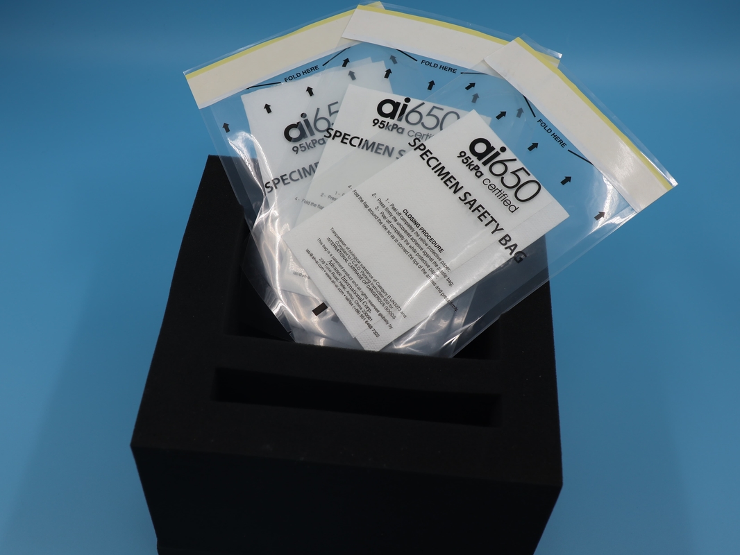 Sacs à échantillons à double couche pour les risques biologiques avec un manchon absorbant à 7 fentes, pression nominale de 95 kPa