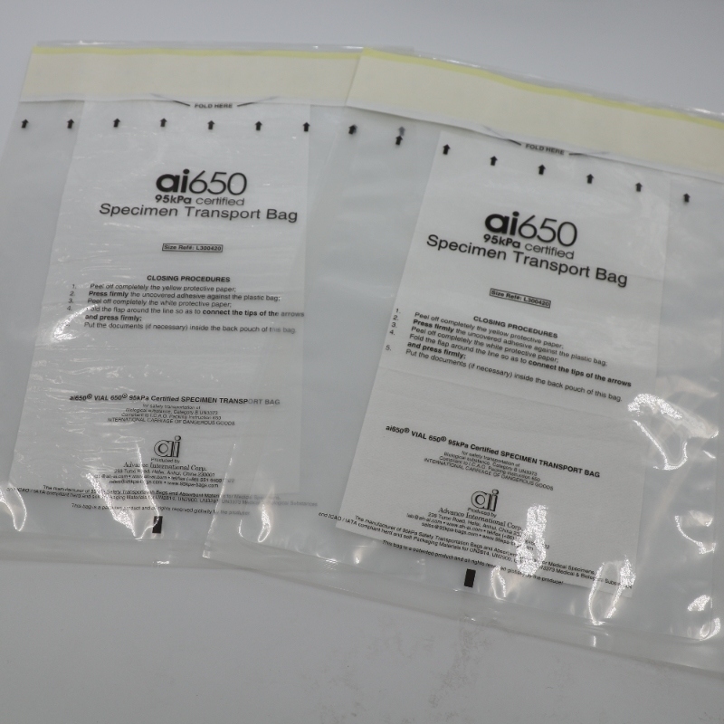 Sacs pour spécimens médicaux transparents UN3373 avec poche absorbante et boîte d'expédition sécurisée pour spécimens